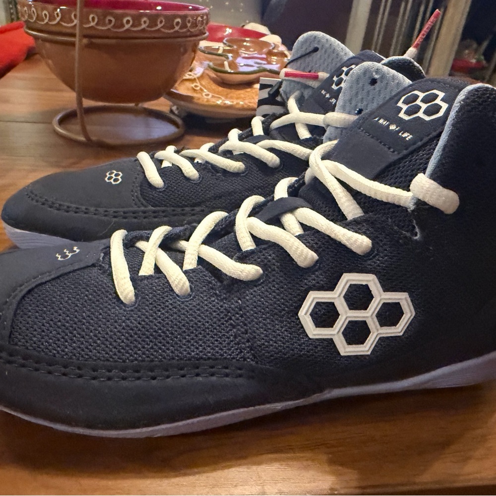 BRAND NEW RUDIS Wrestling Shoes Mens size 5